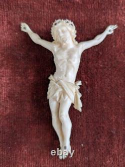 Sculpture ancienne sous cadre Christ fin XIXème siècle