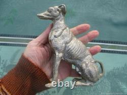 Sculpture de statuette ancienne Levrier métal argenté