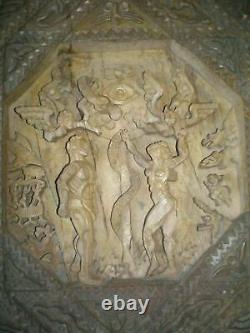Sculpture / icône ancienne unique sur bois représentant la Chute d'Adam et E