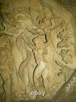 Sculpture / icône ancienne unique sur bois représentant la Chute d'Adam et E