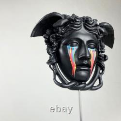 Sculpture pop art méduse pleurant à la main, statue grecque ancienne moderne