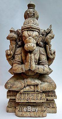 Spectaculaire ancienne statue en bois avatar de Vishnou Inde du Sud 18e