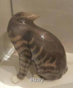 Statue Chat tigré Porcelaine Royal Copenhague ancienne en Parfait état
