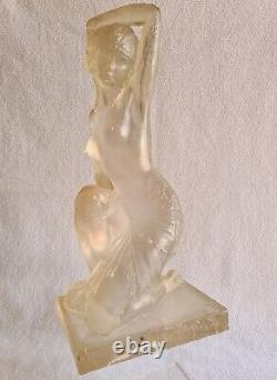 Statue Femme Danseuse Dénudée Art-Déco 1930 ancien moulage en Résine XXème H 35