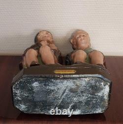 Statue Plâtre Polychrome Douce Joie Enfants Signée H. 26,5 cm Déco Ancien