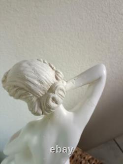 Statue Sculpture femme nue Sensuelle Sexy Signée Ancienne