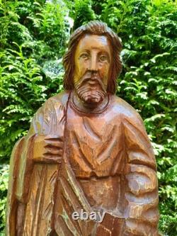 Statue ancienne d un Saint Martyre de Dieu en bois sculpté patiné H. 58 cm