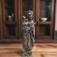 Statue Ancienne De Sainte Marie Avec Jésus Sur La Lune. Sculpté à La Main. Avec