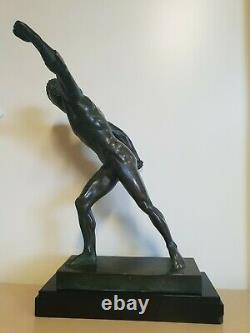 Statue ancienne en bronze a patine brune un athlète signé E MARDINI 7kgs800