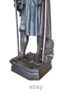 Statue ancienne en fonte de fer jeanne d arc signé ROBERTON poids 5 kgs 149