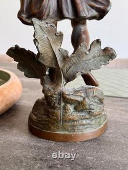 Statue ancienne en régule Chrysanthème par Louis Guillemin Art Nouveau