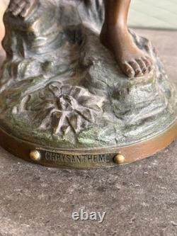 Statue ancienne en régule Chrysanthème par Louis Guillemin Art Nouveau