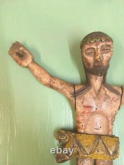 Statue ancienne religieuse Christ en bois
