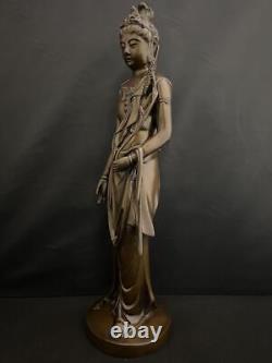 Statue bouddhiste guanyin sculpture Takamura Koun japonaise ancienne 15,1 pou