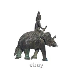 Statue bronze Asie. Sculpture Ancienne mythologie animal élephant et figure