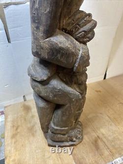 Statue en bois Hauteur 67 cm Époque 19eme Poids 6 Kilos. Ancienne Sculpture Art