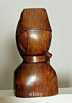 Statue en bois ancienne, buste de bretonne