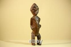 Statue sculpture africaine sculptée figurine tribale en bois ancien art