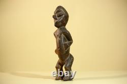 Statue sculpture africaine sculptée figurine tribale en bois ancien art