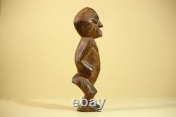 Statue sculpture africaine sculptée figurine tribale en bois ancien art