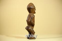Statue sculpture africaine sculptée figurine tribale en bois ancien art