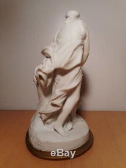 Statue sculpture ancienne groupe biscuit porcelaine gout Sevres ange putti femme
