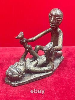 Statuette ancienne en bronze. Sculpture érotique Afrique lot de 3 Assez rare