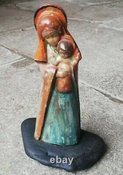 Statuette ancienne en terre sculpture de la vièrge à l'enfant, signé