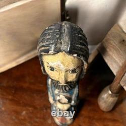 Statuette ancienne sculpture personnage en bois peint déco vintage polychrome