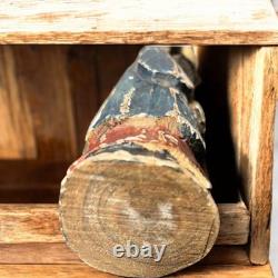 Statuette ancienne sculpture personnage en bois peint déco vintage polychrome
