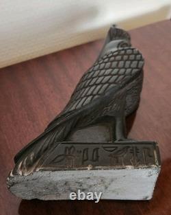 Statuette en Pierre du Dieu HORUS Signée Art Égyptien Statue Sculpture Ancien