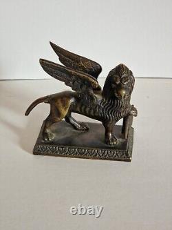 Statuette en bronze lion ailé de Venise lion de saint marc ancien