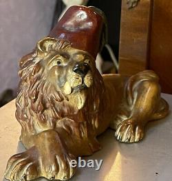 Statuette humour Lion afrique du Nord Porcelaine ancienne