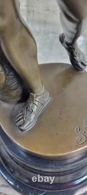 Une Statue En Bronze De L'Apollon Belvédère Sculpture Ancienne Grecque Décor