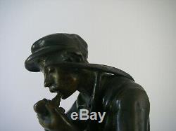 XIXe 1920 ancien BRONZE signé ANTOINE BOFILL Sculpture Homme a la pipe pioche